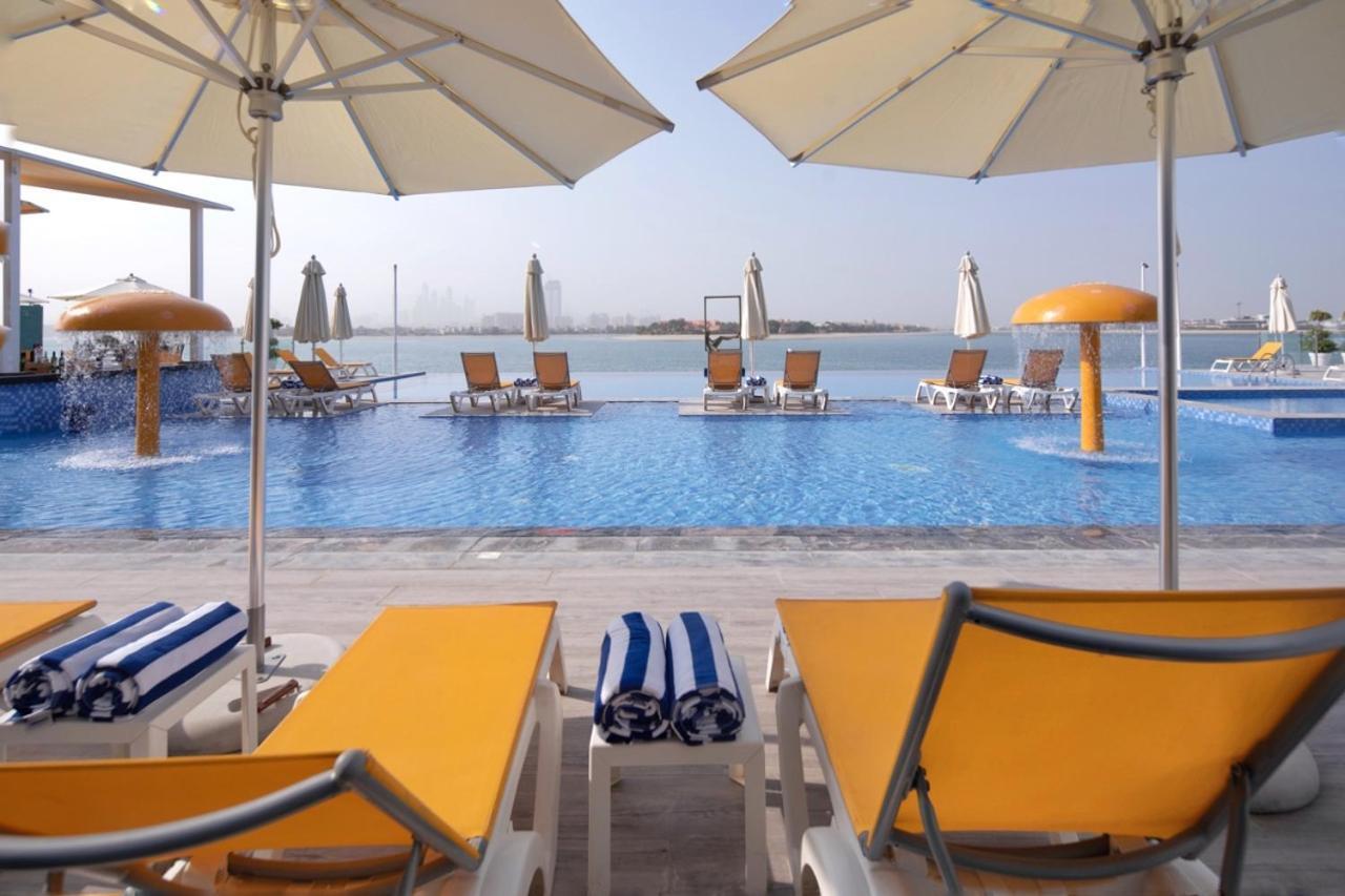 C Central Hotel And Resort The Palm Dubaï Extérieur photo The pool at Jumeirah Jumeirah